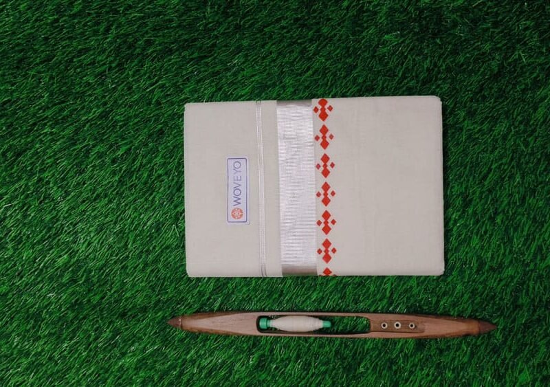 Mural Print Cream Dhoti - Silver Zari with Red dots