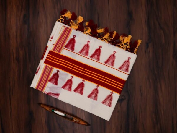 Nettipattam Mural Print Kerala Cotton Saree with Tassels - Image 2