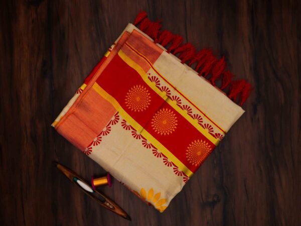 Floral Mural Print Kerala Tissue Saree with Tassels - Image 2