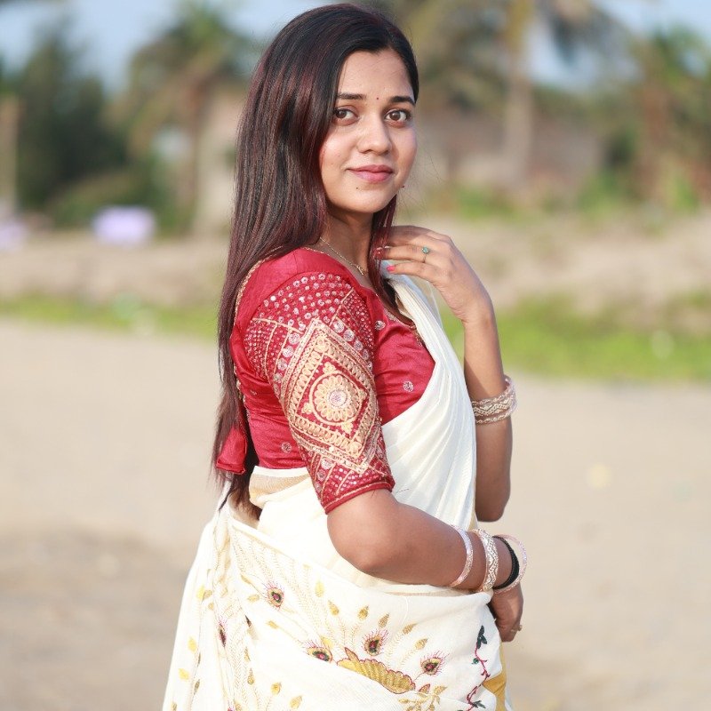 Peacock Embroidered Kerala Cotton Saree with Tassels - Image 2
