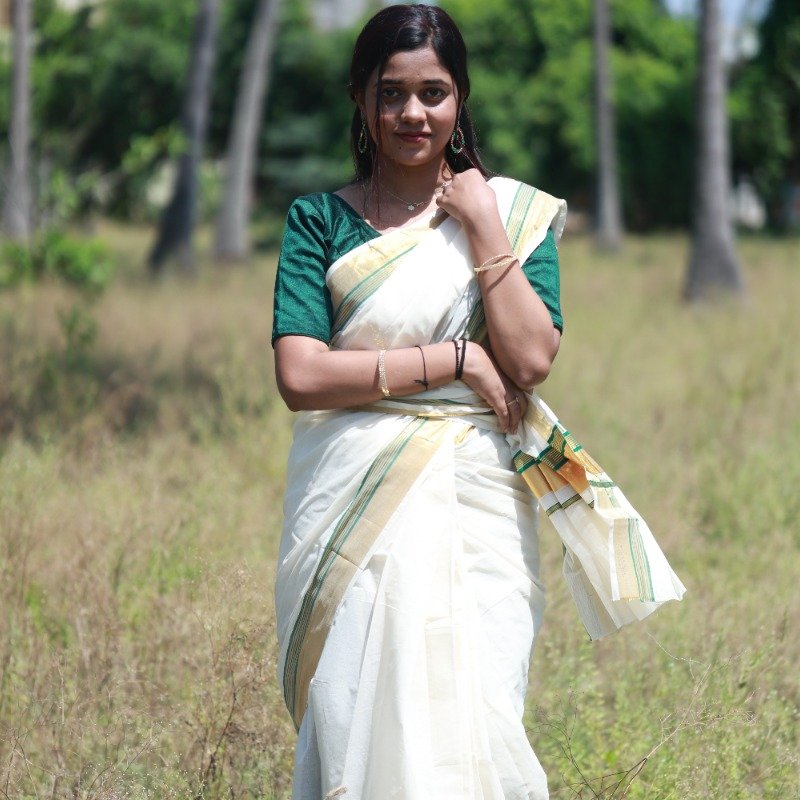 Premium Green & Golden Zari Mix Kerala Cotton Saree - Image 3