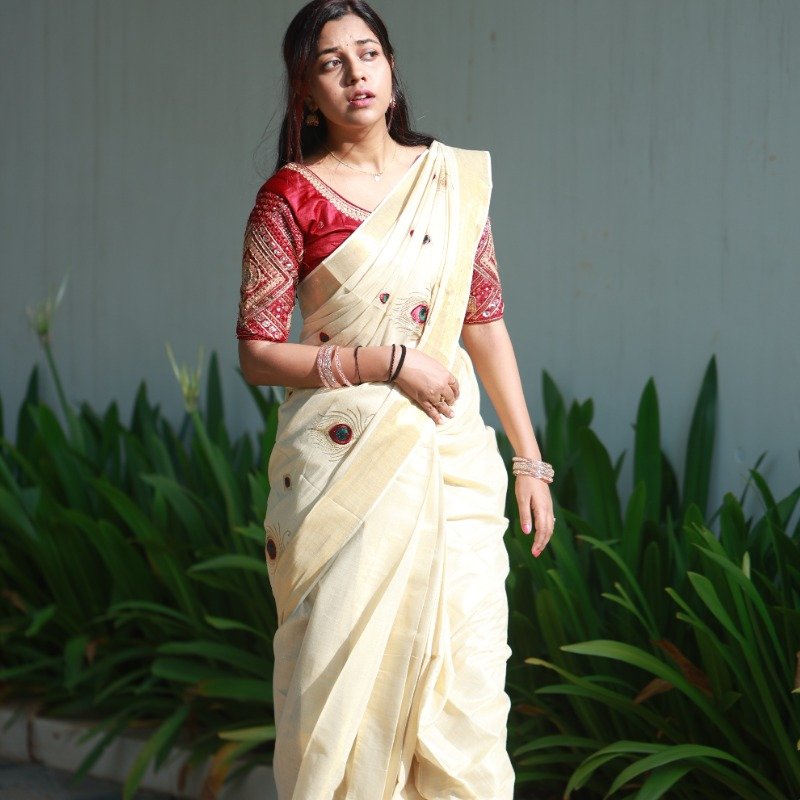 Peacock Leaf Kerala Embroidery Tissue Saree from Kuthampully - Image 3