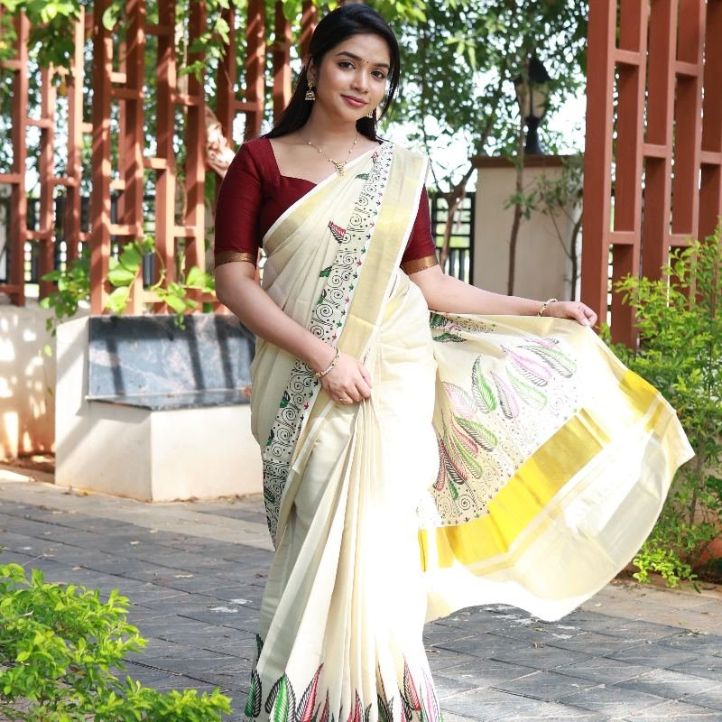 Floral Mural Print Kerala Tissue Saree - Image 3